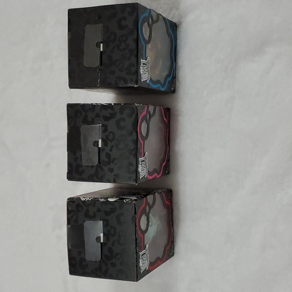 NIP 3 Monster High Vinyl Figures - Picture 10 of 12